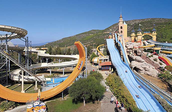 //www.jet2holidays.com/-/media/assets/product images - custom overview groups/turkey/adb/aquapark/boomerang.jpg